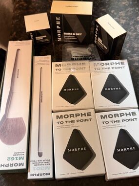 Morphe Brush & Powder Puffs bundle